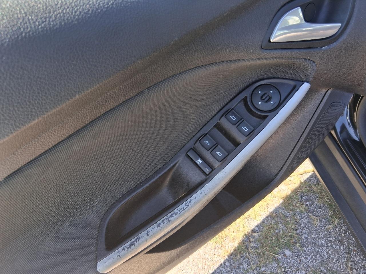 Ford Focus SE 2013