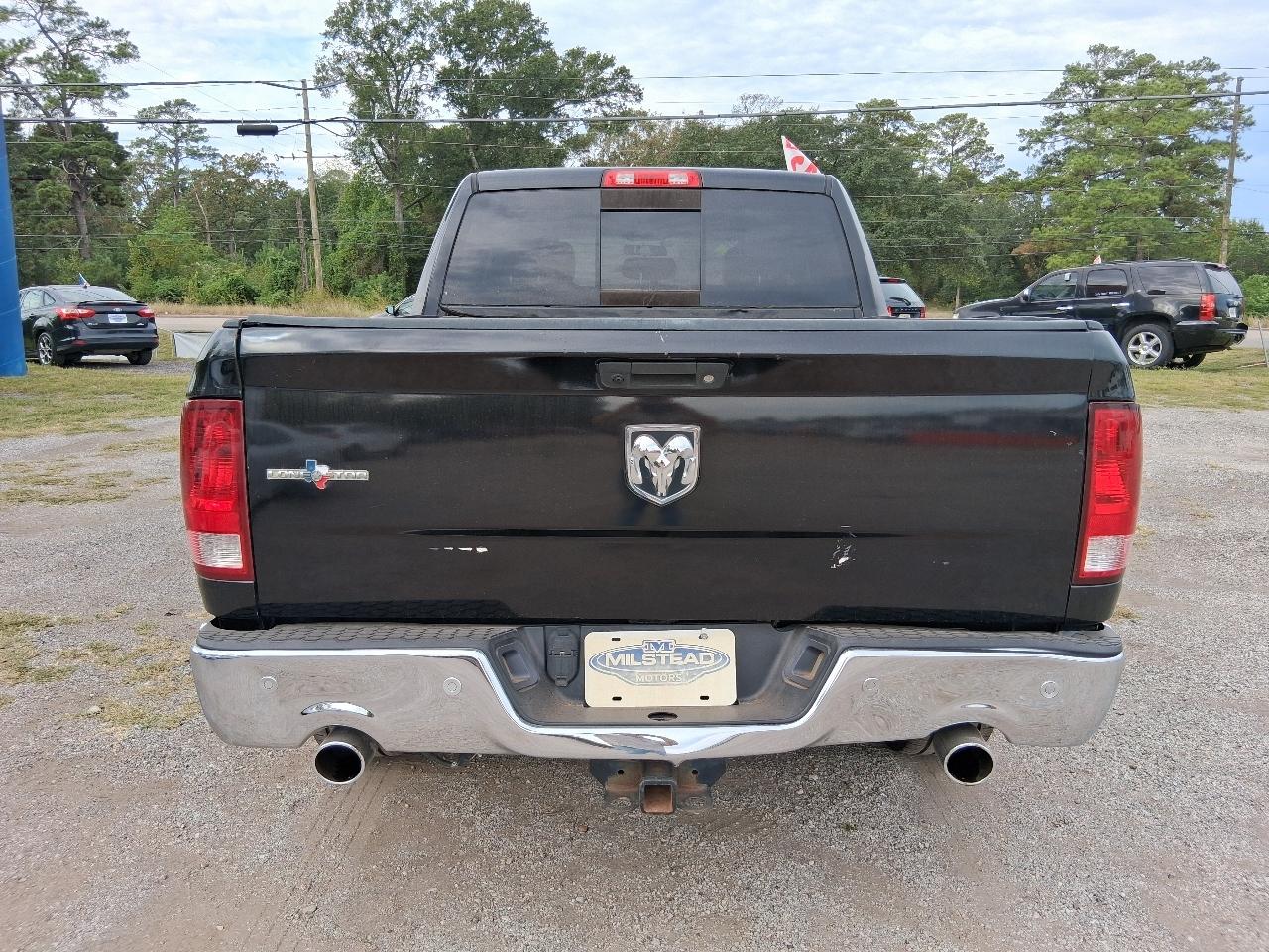 RAM 1500 SLT Crew Cab 2WD SWB 2016