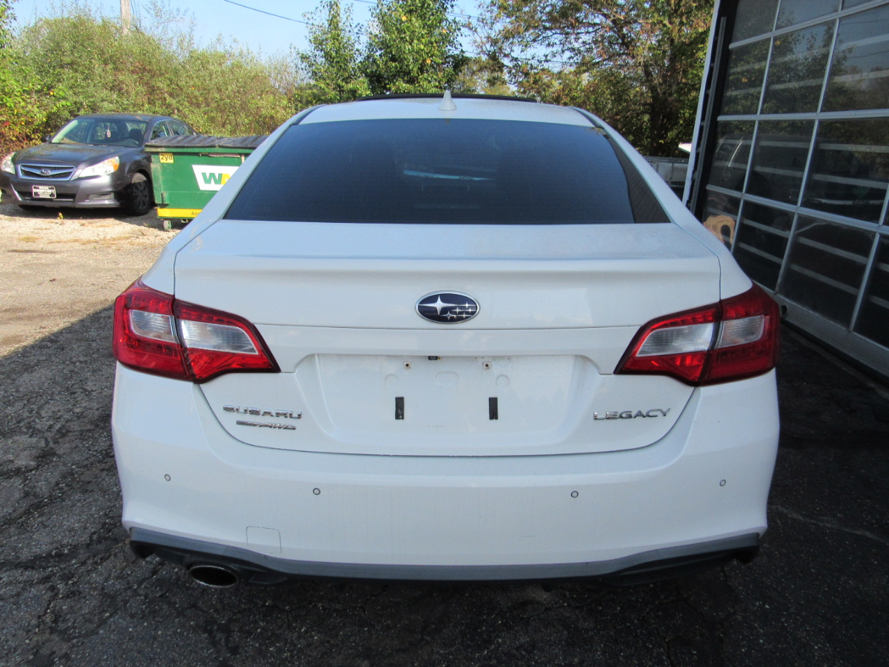 2018 Subaru Legacy 2.5i Limited photo 4