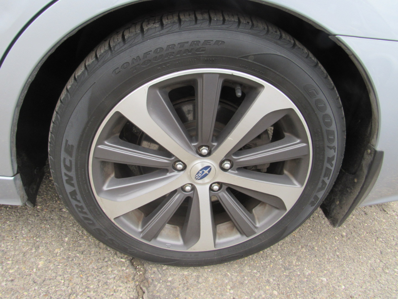 Subaru Legacy 4dr Sdn 2.5i Limited 2016