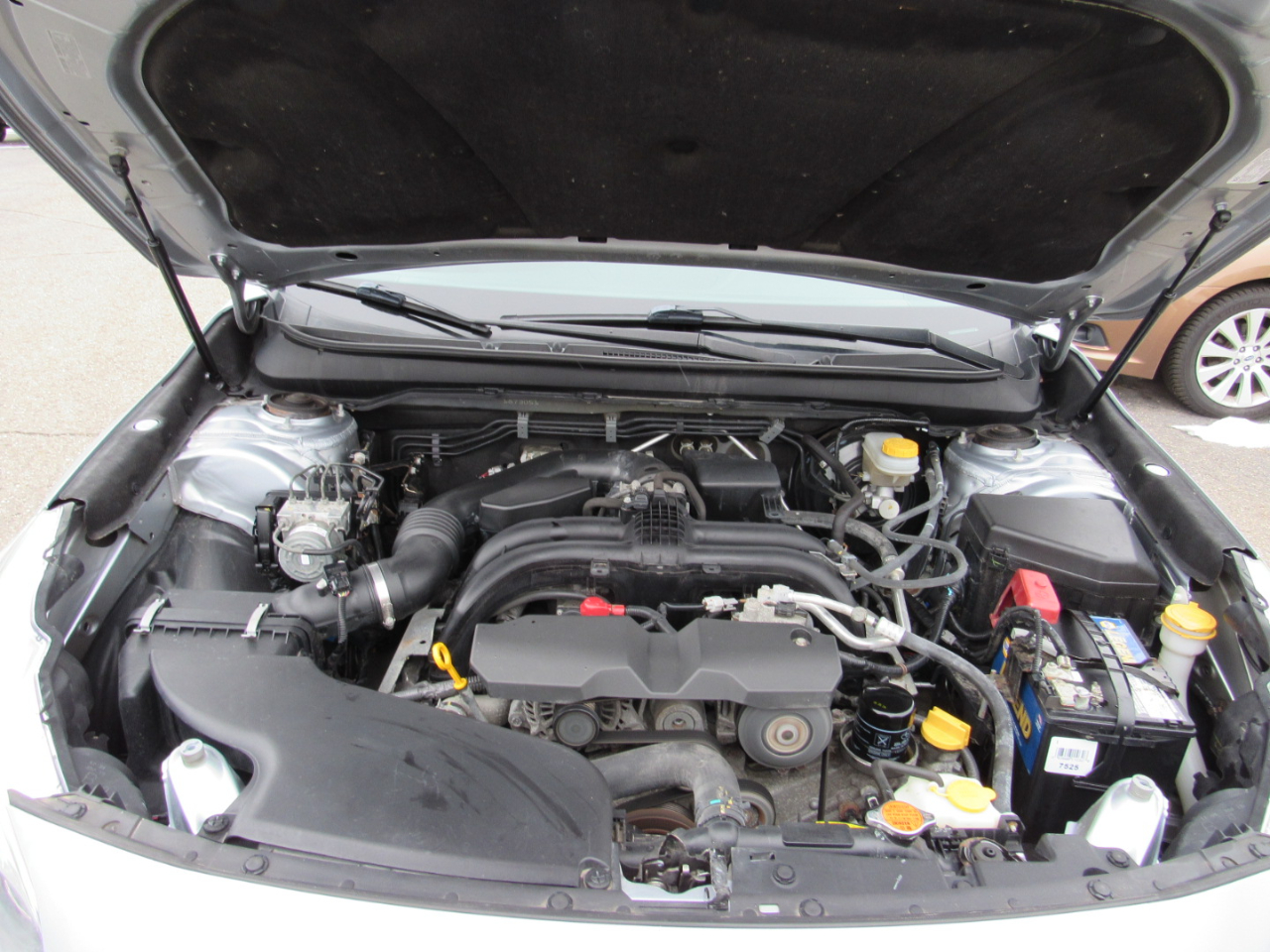 Subaru Legacy 4dr Sdn 2.5i Limited 2016