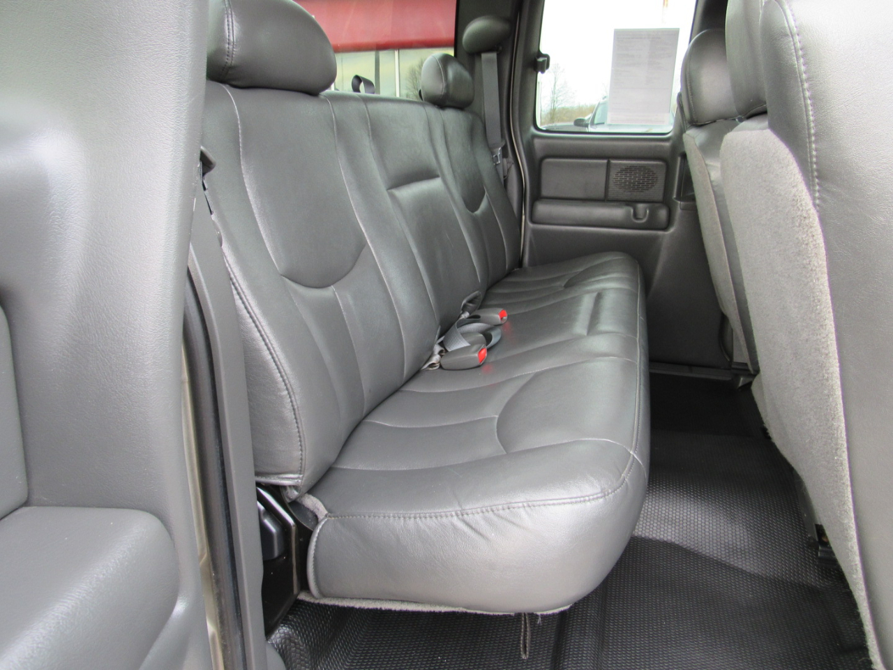 Chevrolet Silverado 1500 Ext Cab 143.5" WB Work Truck 2003