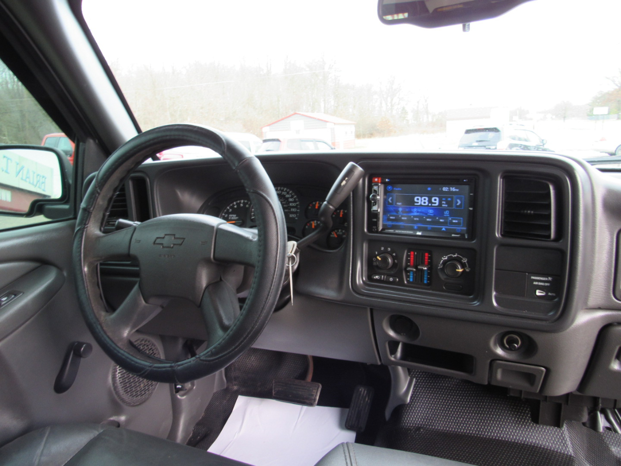 Chevrolet Silverado 1500 Ext Cab 143.5" WB Work Truck 2003