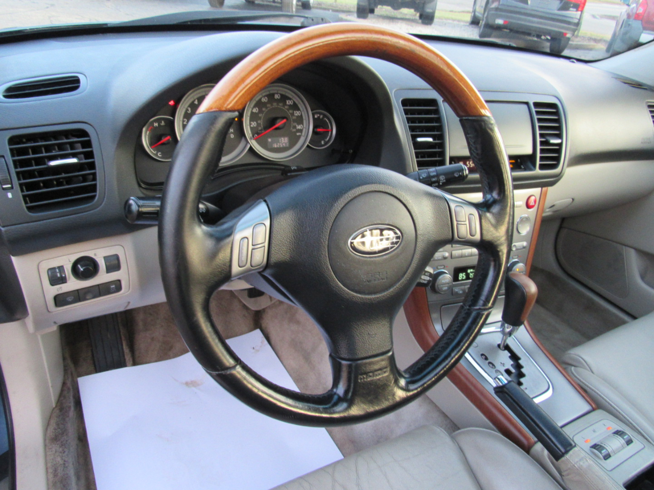 Subaru Legacy Wagon (Natl) Outback 3.0 R VDC Ltd 2005