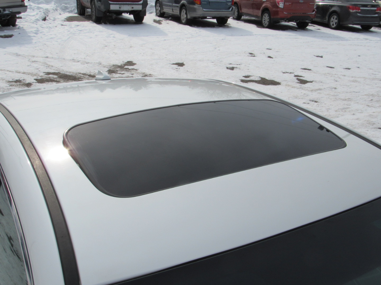 Subaru Legacy 4dr Sdn H4 Auto 2.5i Limited 2014