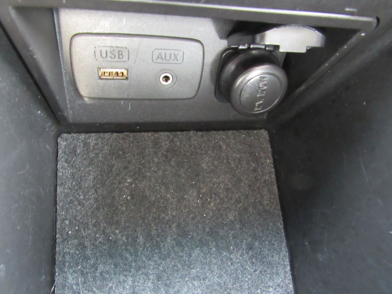 Subaru Legacy 4dr Sdn H4 Auto 2.5i Limited 2014