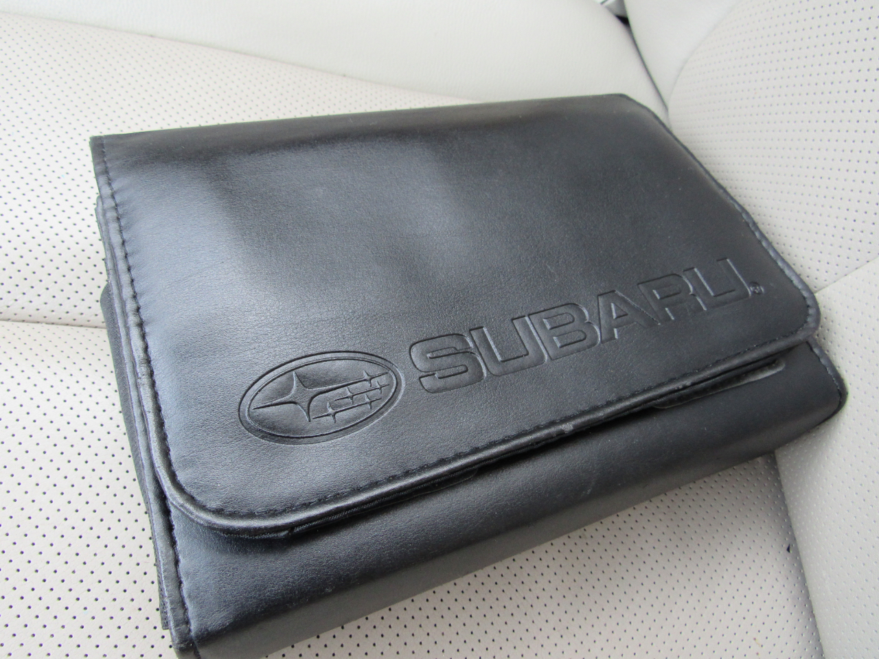 Subaru Legacy 4dr Sdn H4 Auto 2.5i Limited 2014