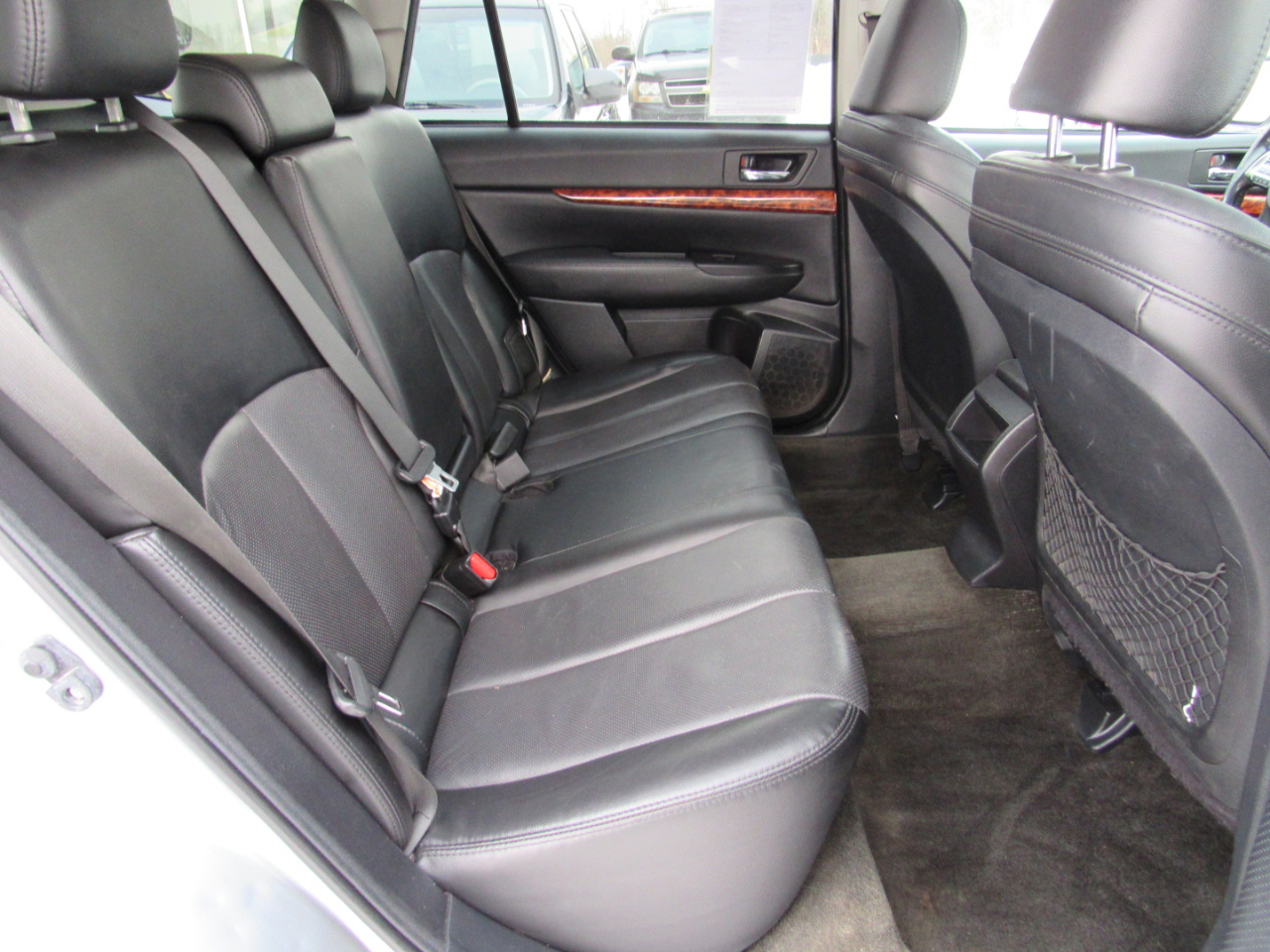 Subaru Outback 4dr Wgn H6 Auto 3.6R Limited 2012