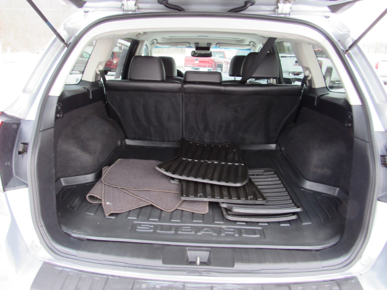 Subaru Outback 4dr Wgn H6 Auto 3.6R Limited 2012