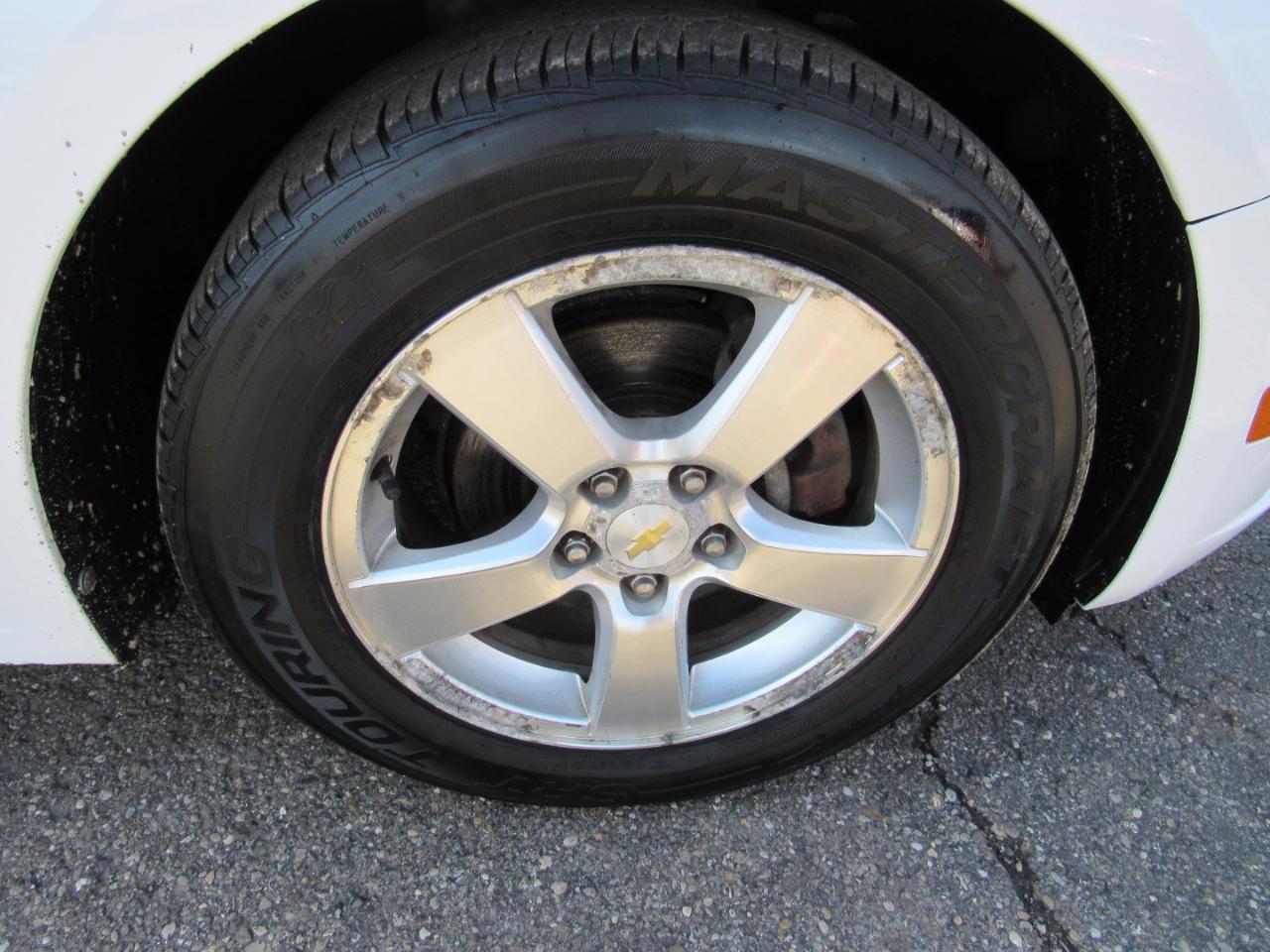 Chevrolet Cruze 4dr Sdn LT w/2LT 2011