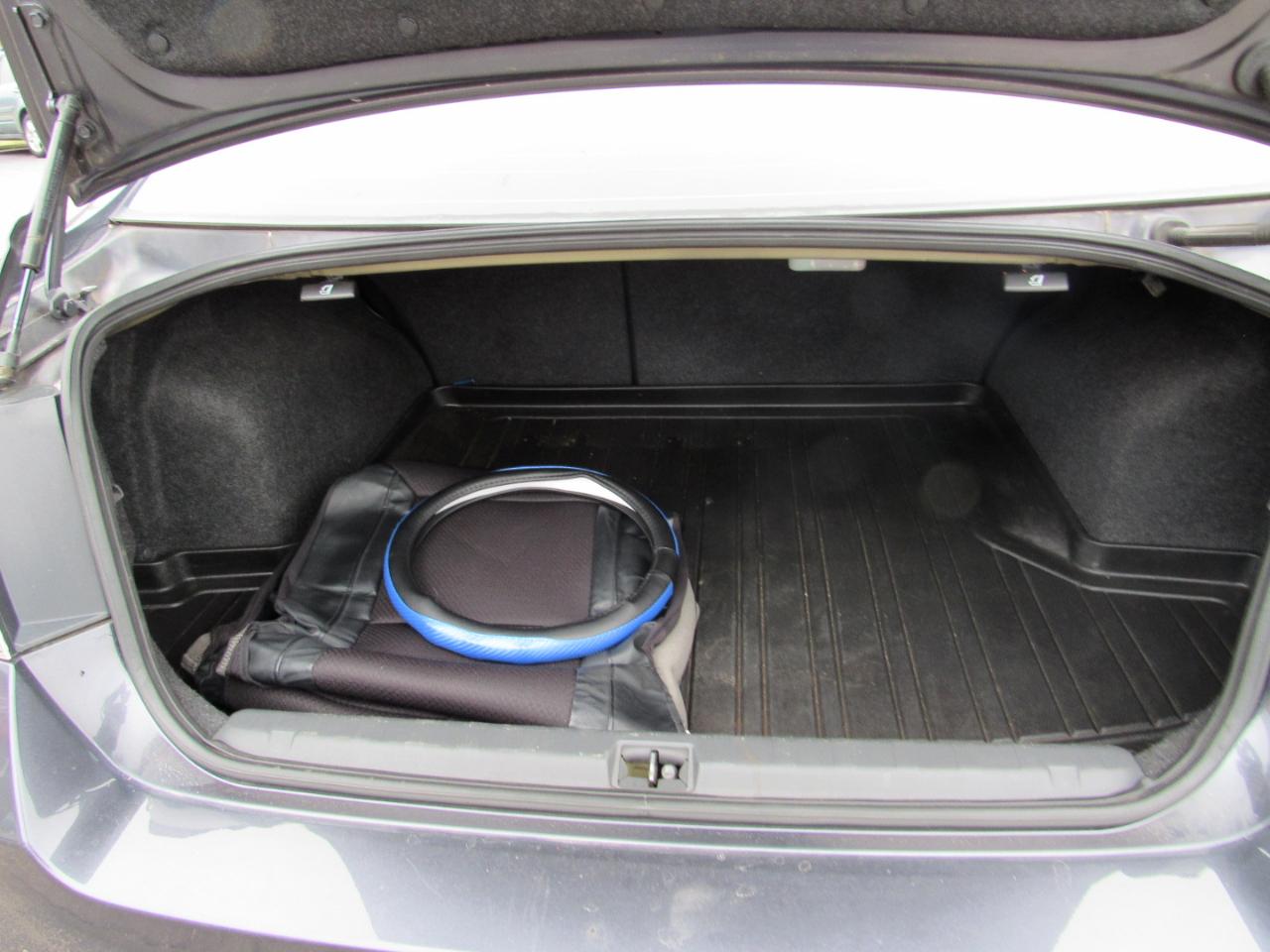 Subaru Legacy 4dr Sdn H4 Auto 2.5i 2012