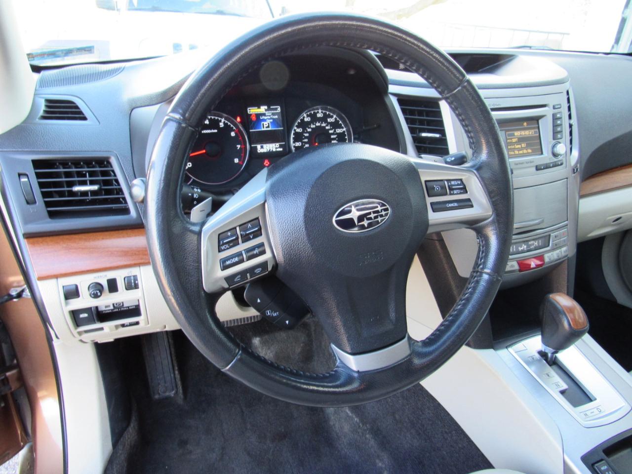 Subaru Outback 4dr Wgn H4 Auto 2.5i Limited 2013