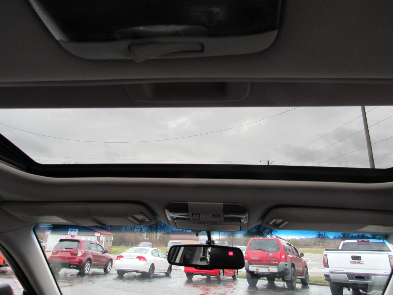 Subaru Legacy 4dr Sdn H4 Auto 2.5i Limited 2012