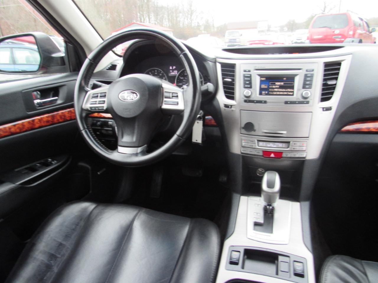 Subaru Legacy 4dr Sdn H4 Auto 2.5i Limited 2012