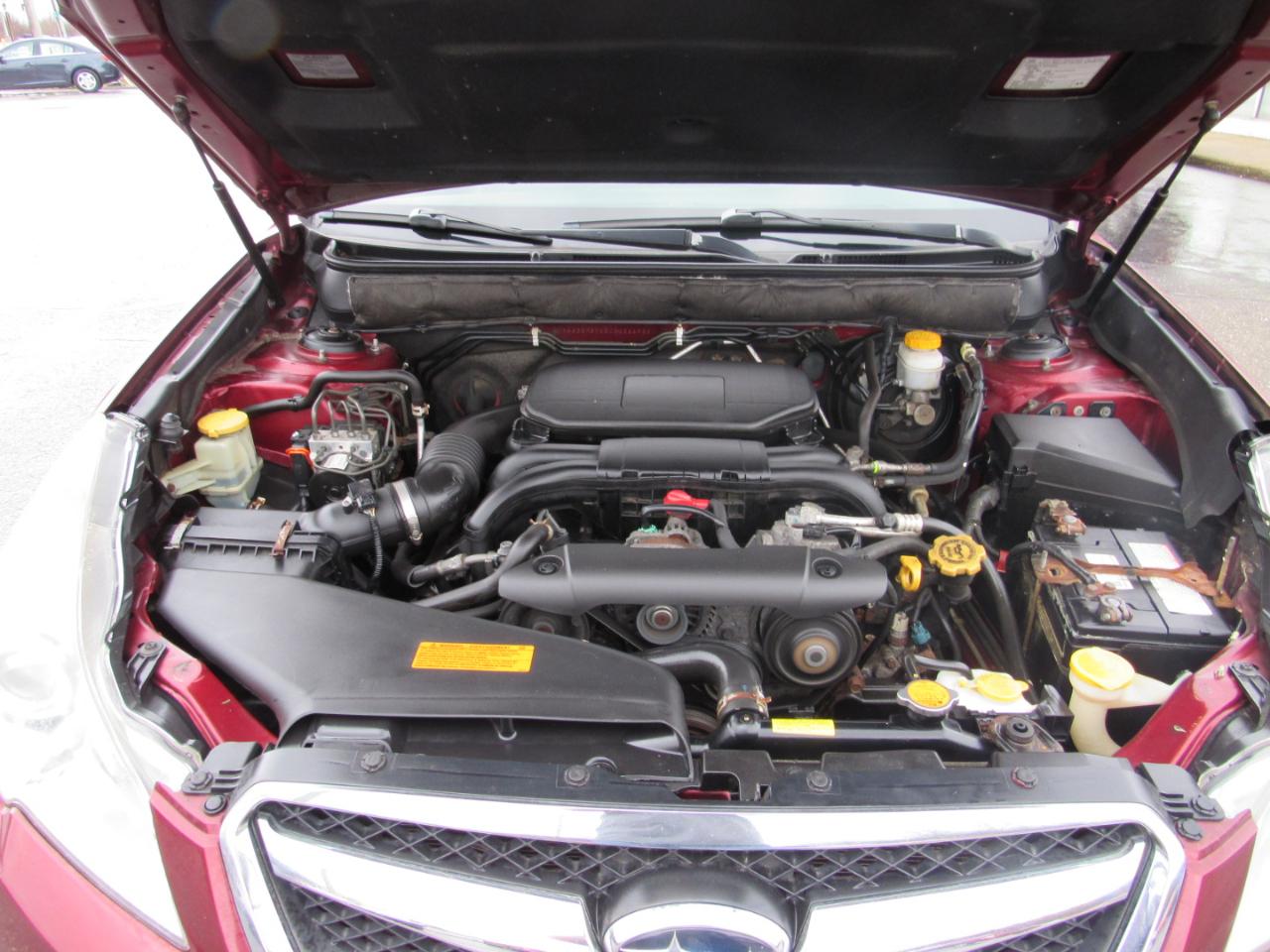 Subaru Legacy 4dr Sdn H4 Auto 2.5i Limited 2012