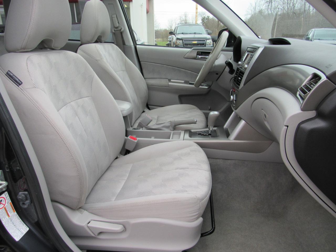 Subaru Forester 4dr Auto 2.5X Premium w/All-Weather Pkg 2010