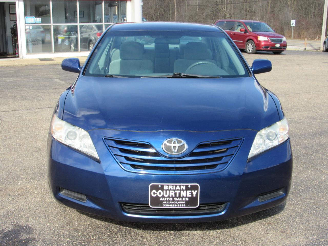 Toyota Camry 4dr Sdn I4 Man (Natl) 2009