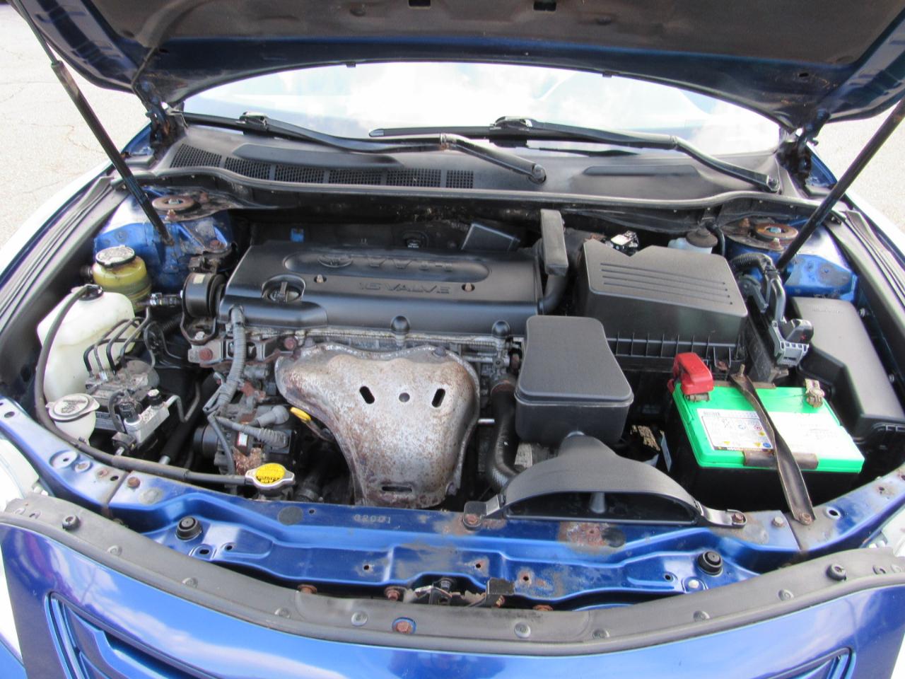 Toyota Camry 4dr Sdn I4 Man (Natl) 2009