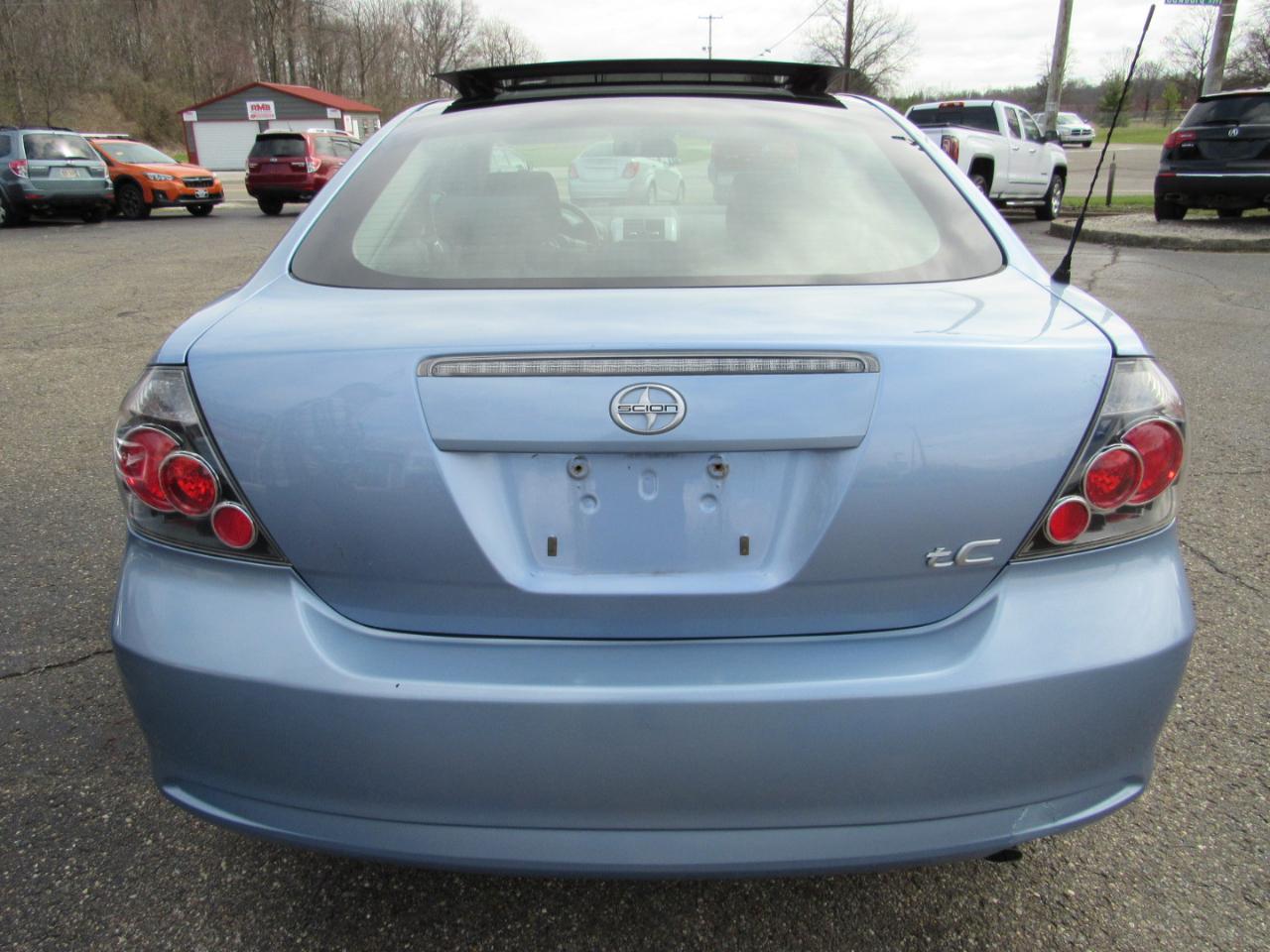 Scion tC 2dr HB Man Spec (Natl) 2008