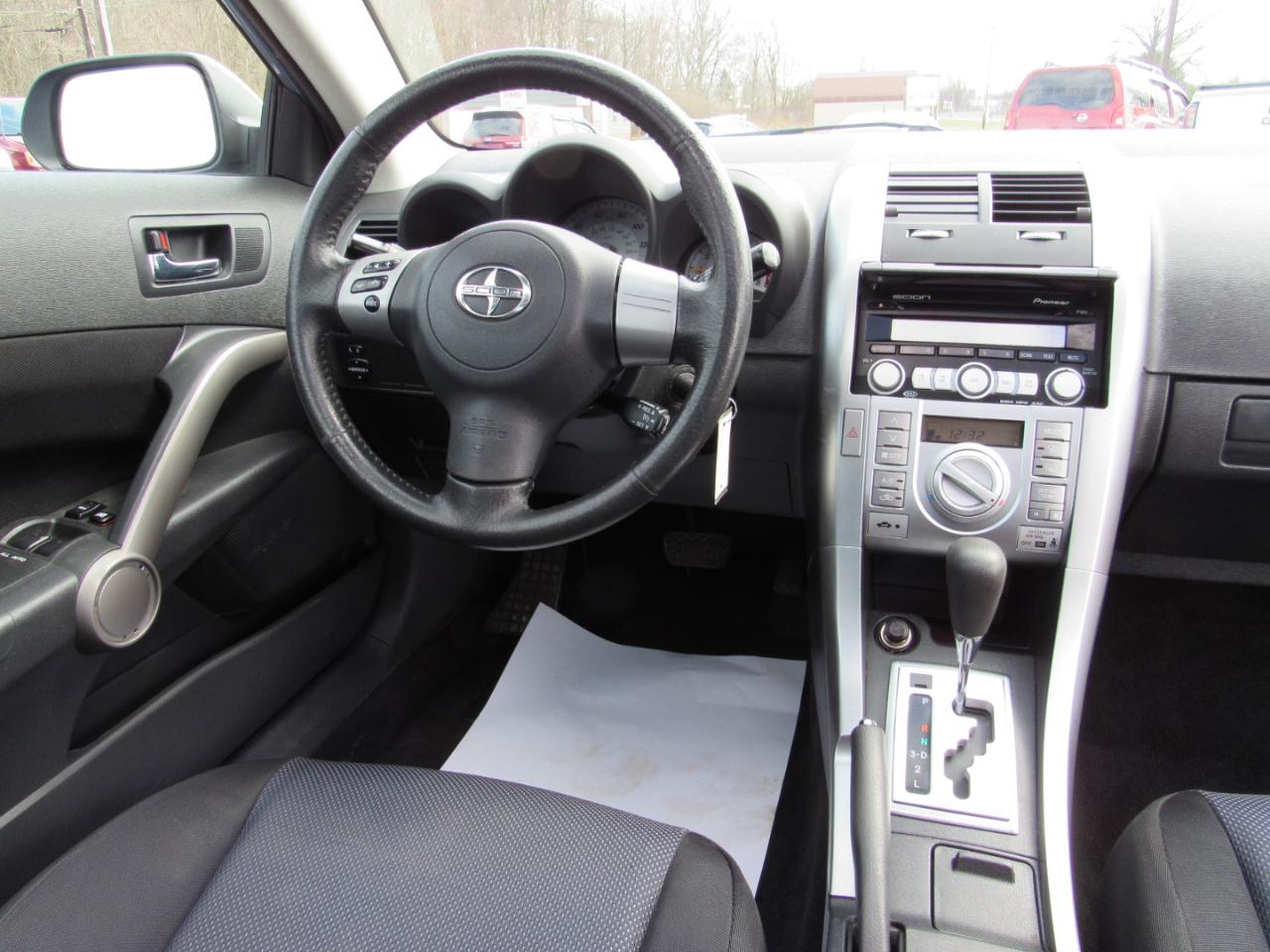 Scion tC 2dr HB Man Spec (Natl) 2008
