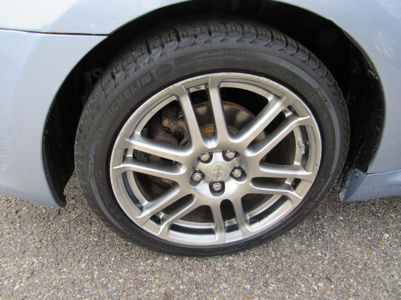 Scion tC 2dr HB Man Spec (Natl) 2008