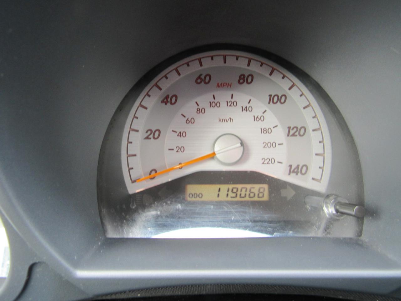 Scion tC 2dr HB Man Spec (Natl) 2008