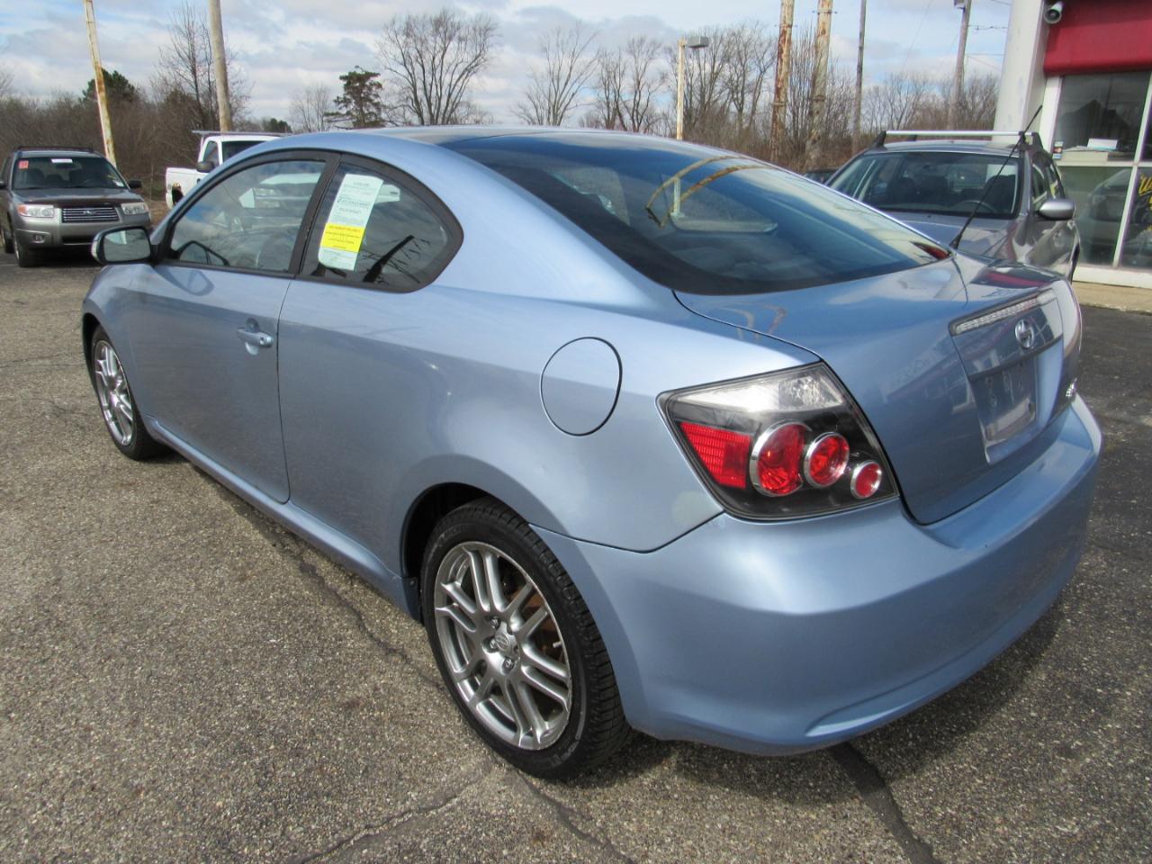 Scion tC 2dr HB Man Spec (Natl) 2008