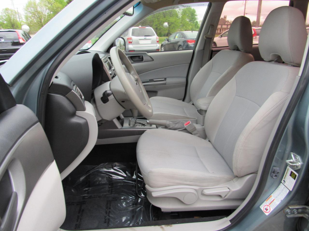 Subaru Forester 4dr Auto 2.5X 2012