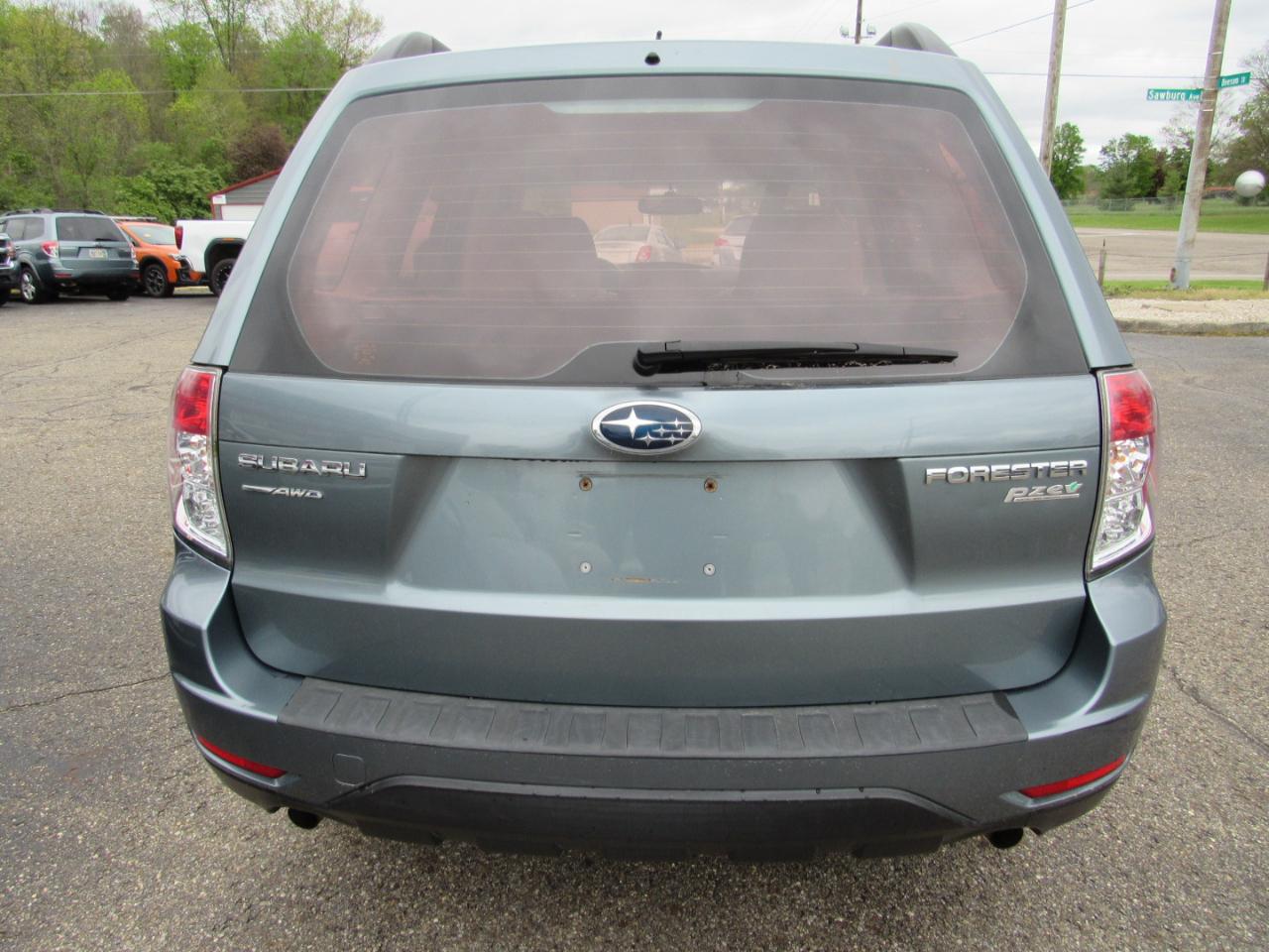 Subaru Forester 4dr Auto 2.5X 2012