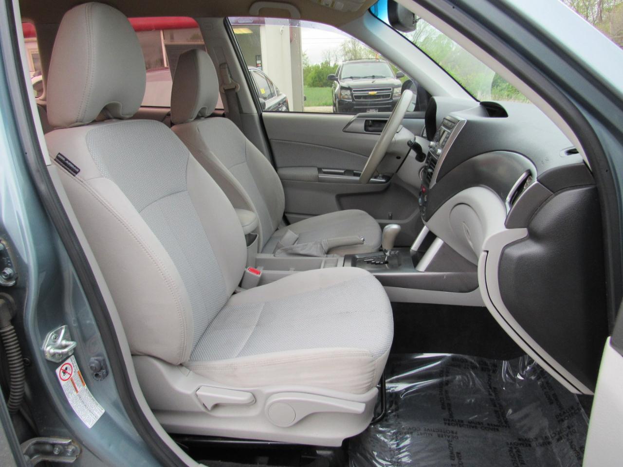 Subaru Forester 4dr Auto 2.5X 2012