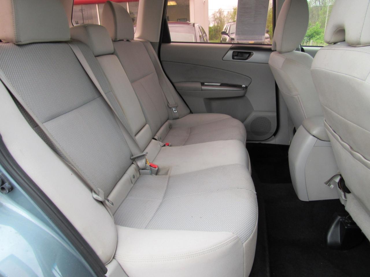 Subaru Forester 4dr Auto 2.5X 2012