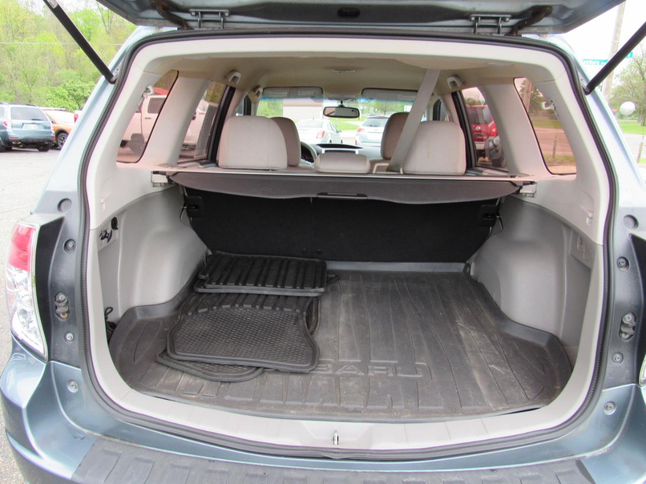 Subaru Forester 4dr Auto 2.5X 2012