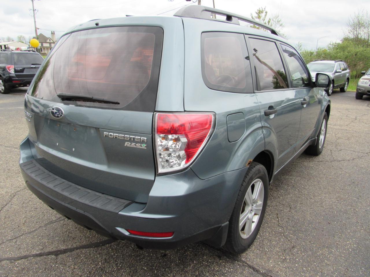 Subaru Forester 4dr Auto 2.5X 2012