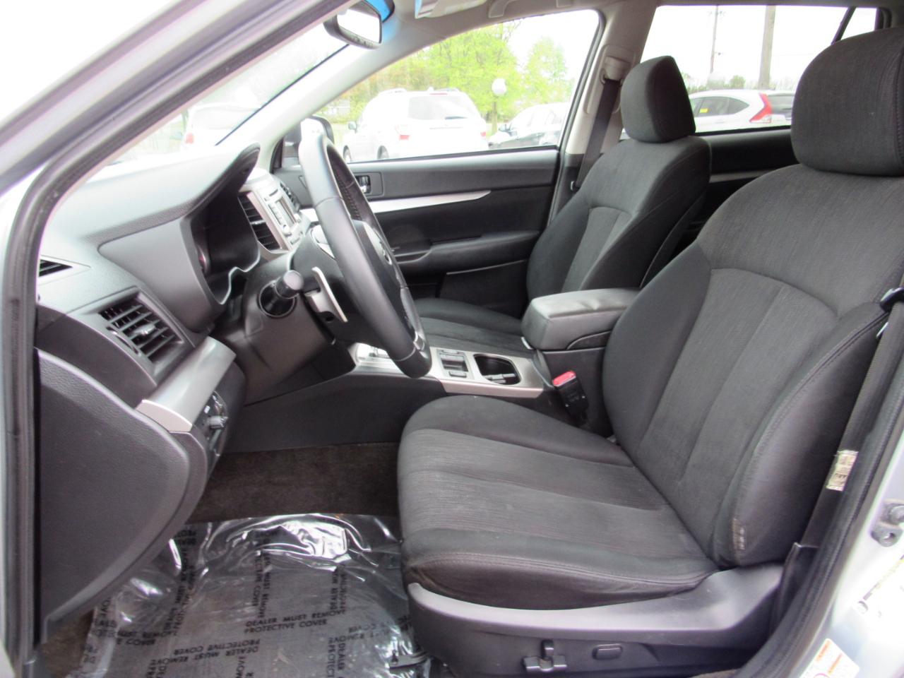 Subaru Outback 4dr Wgn H4 Auto 2.5i Premium 2014