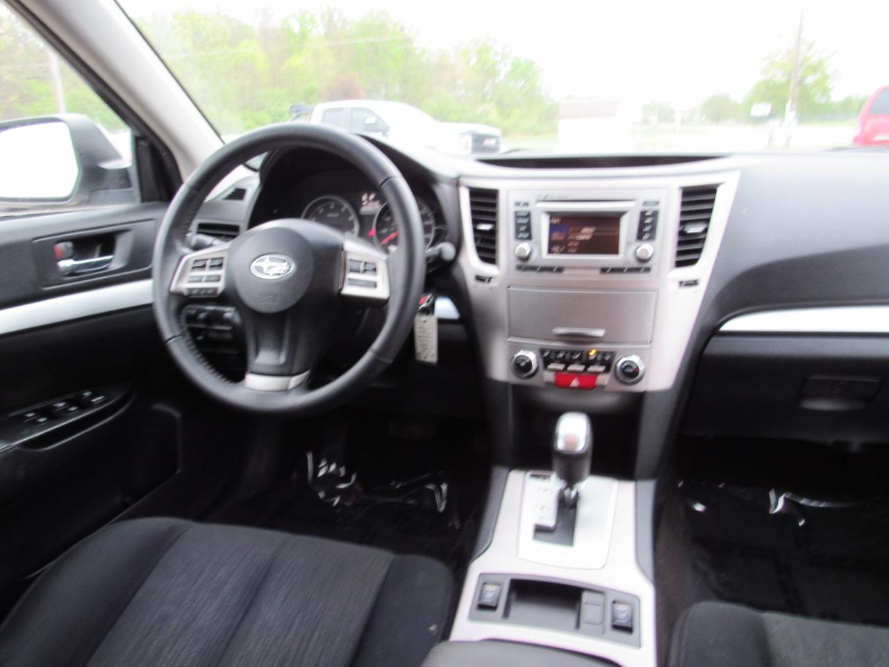 Subaru Outback 4dr Wgn H4 Auto 2.5i Premium 2014