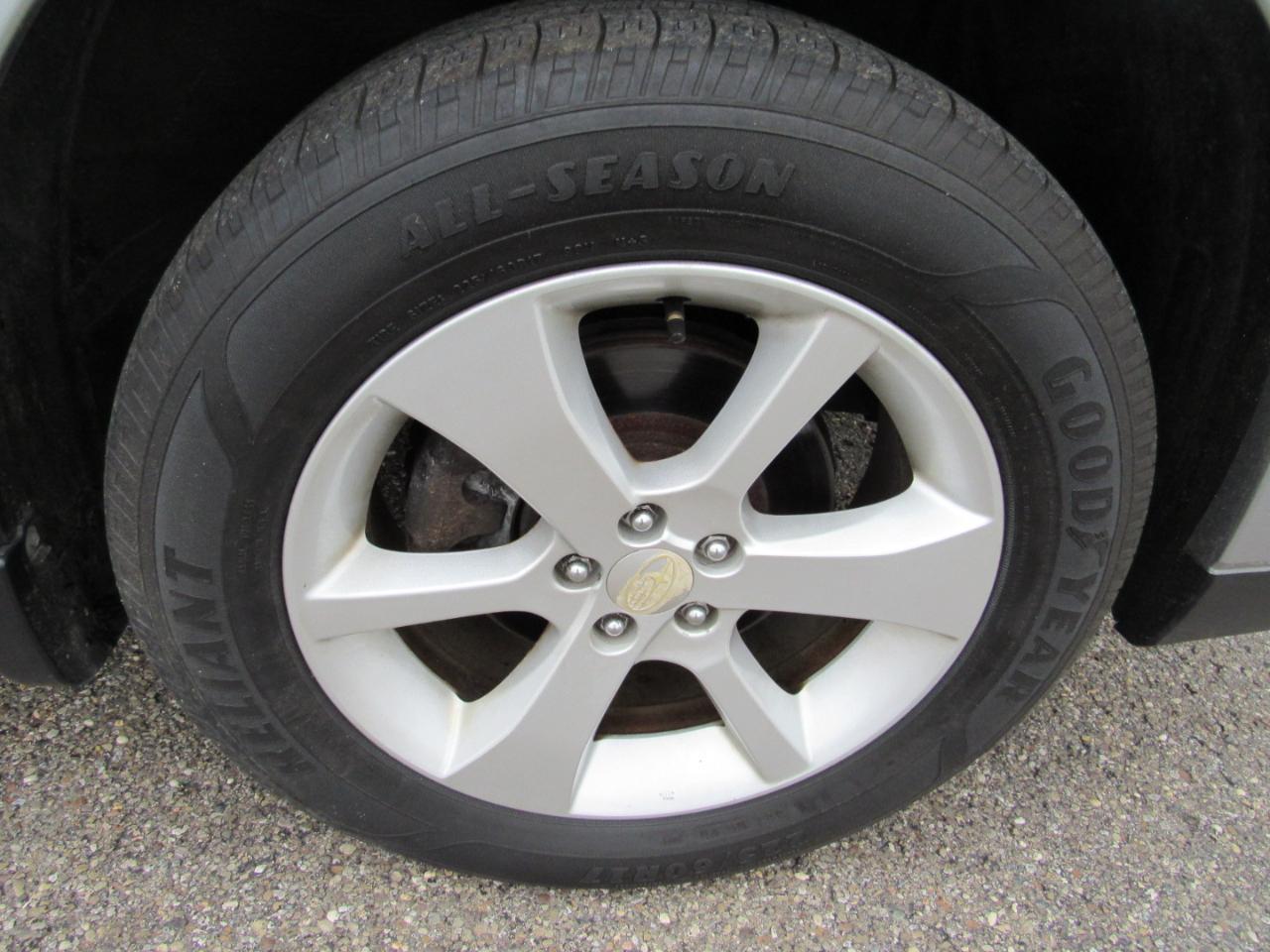 Subaru Outback 4dr Wgn H4 Auto 2.5i Premium 2014