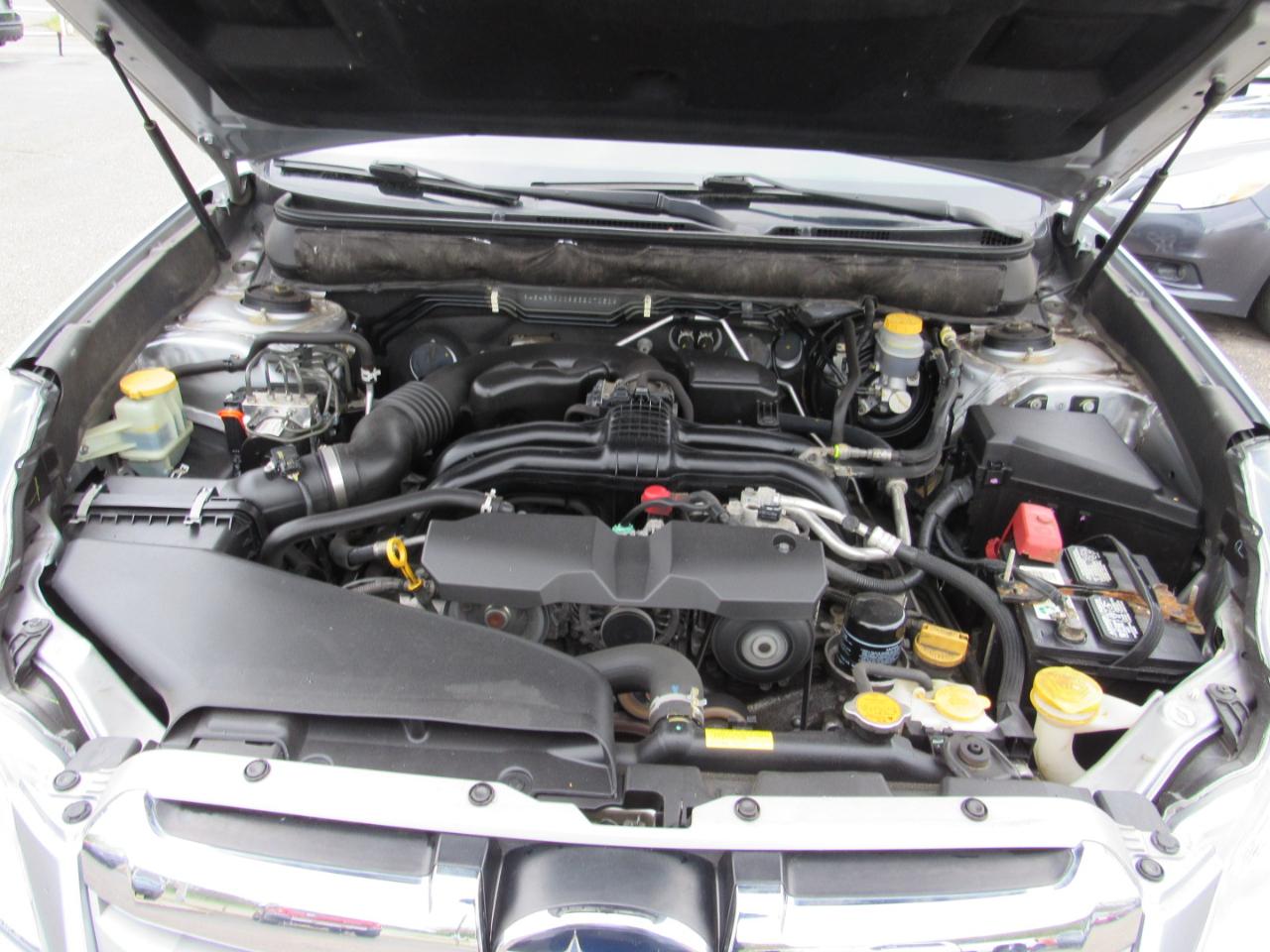 Subaru Outback 4dr Wgn H4 Auto 2.5i Premium 2014
