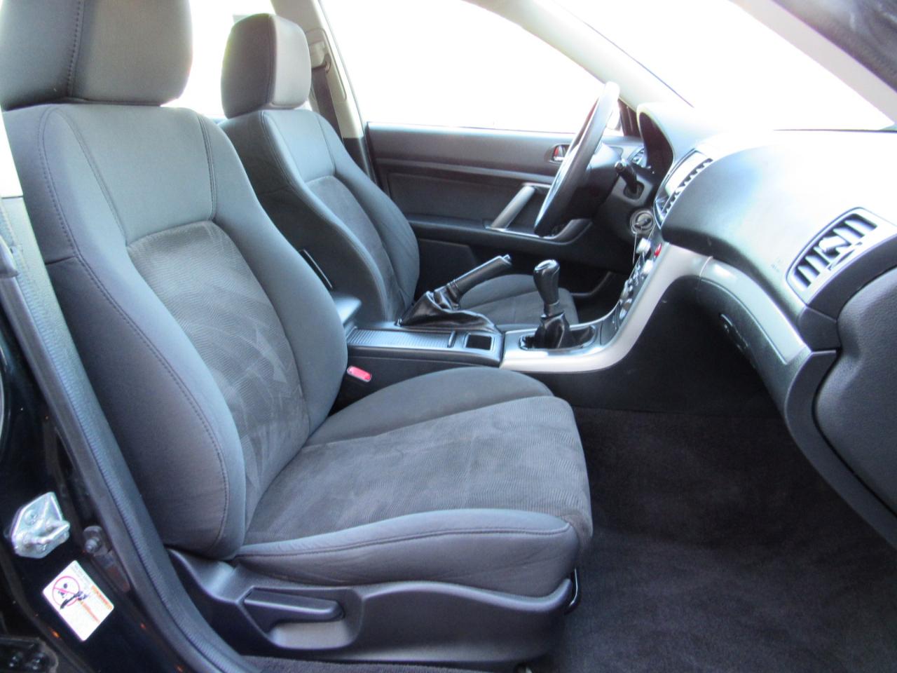 Subaru Outback 4dr H4 Man 2009