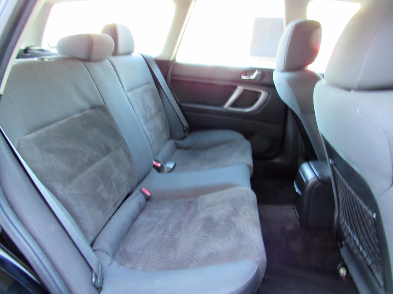 Subaru Outback 4dr H4 Man 2009