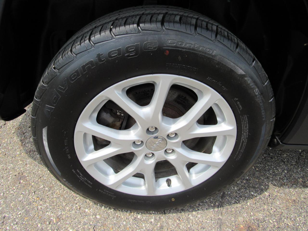 Jeep Cherokee 4WD 4dr Latitude 2015