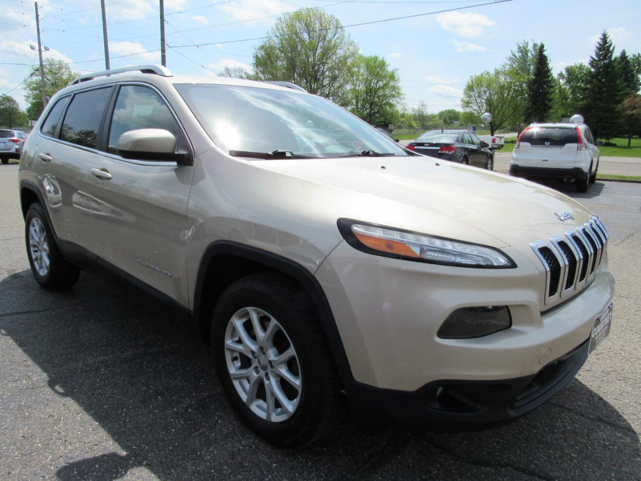 Jeep Cherokee 4WD 4dr Latitude 2015