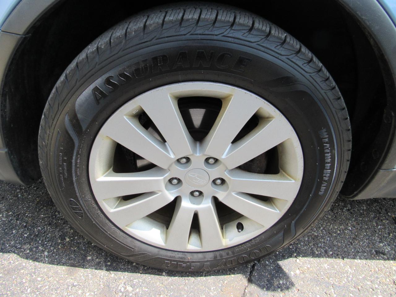 Subaru Tribeca 4dr 3.6R Premium 2010