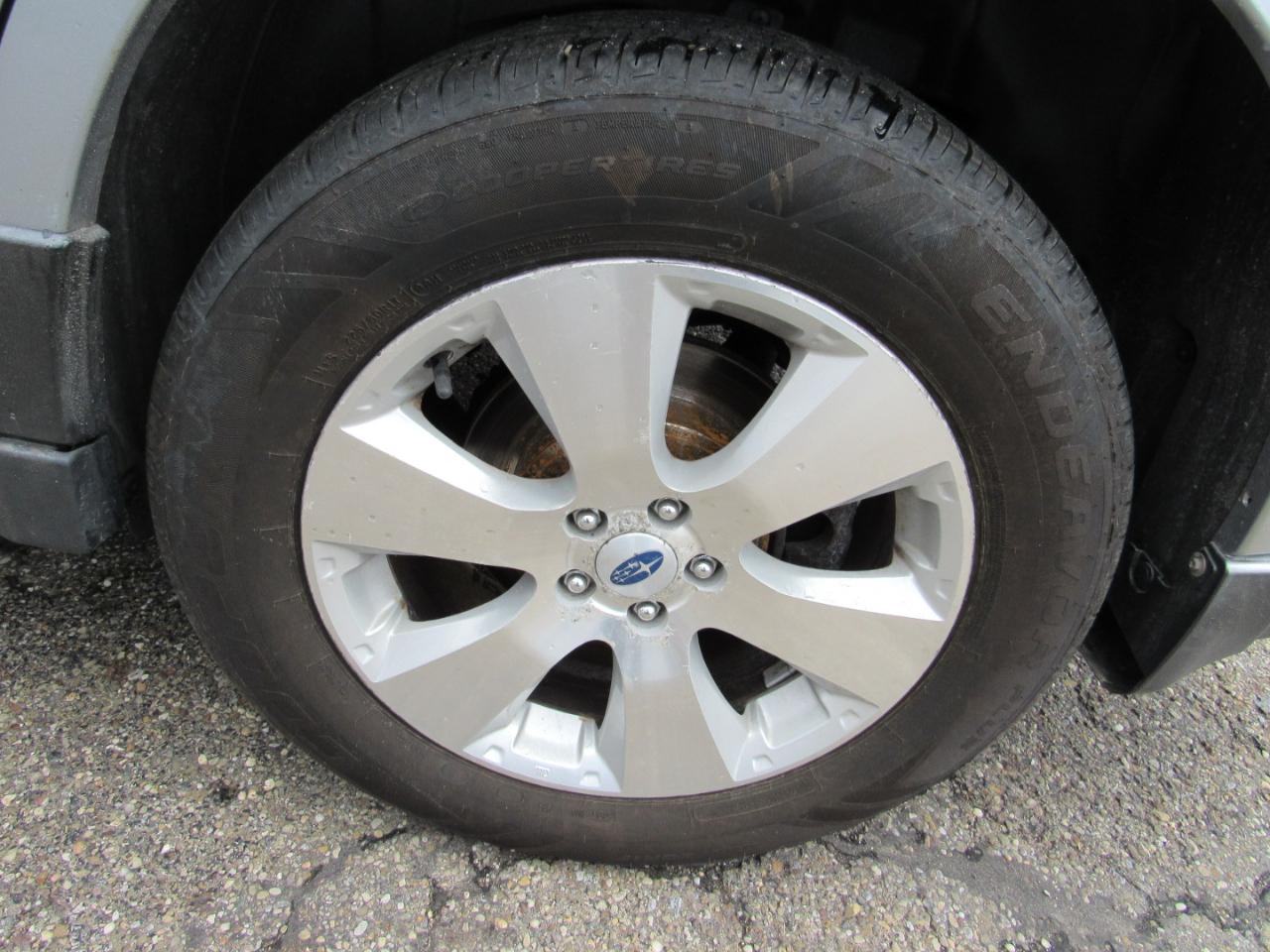 Subaru Outback 4dr Wgn H6 Auto 3.6R Limited 2012