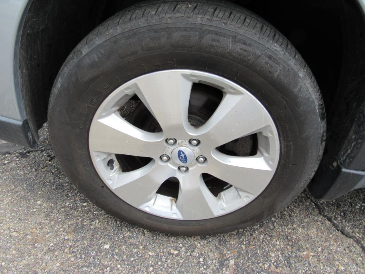 Subaru Outback 4dr Wgn H6 Auto 3.6R Limited 2012