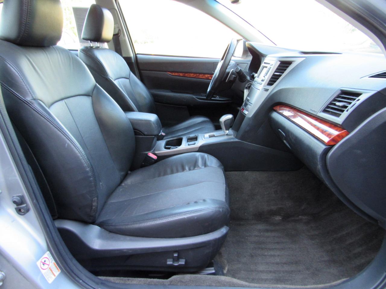 Subaru Legacy 4dr Sdn H4 Auto 2.5i Limited 2012