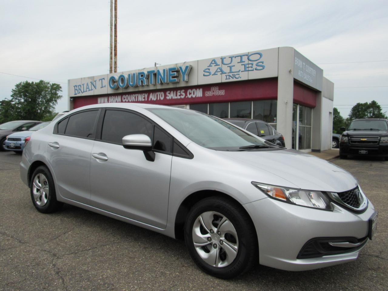 Honda Civic Sedan 4dr CVT LX 2015