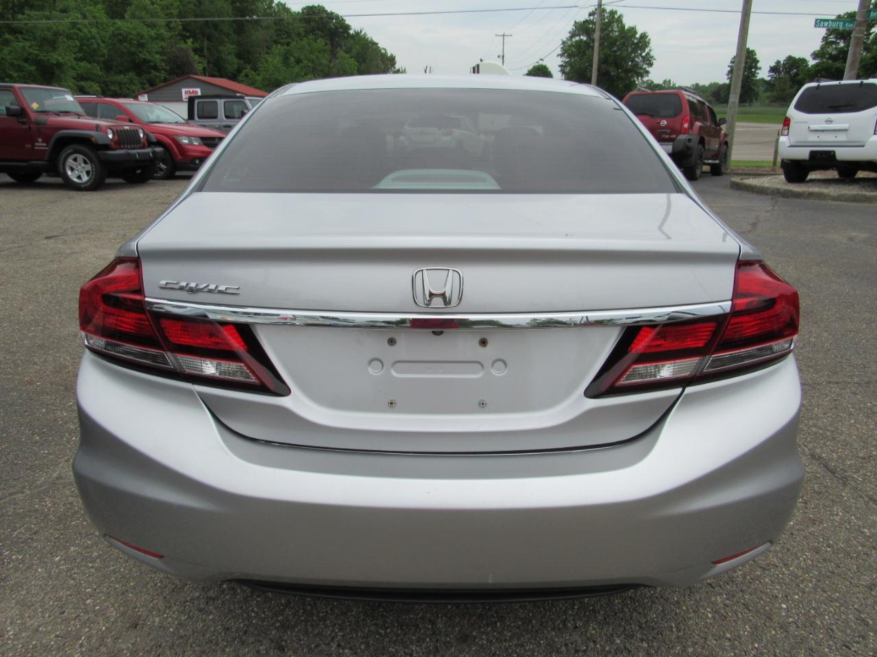 Honda Civic Sedan 4dr CVT LX 2015