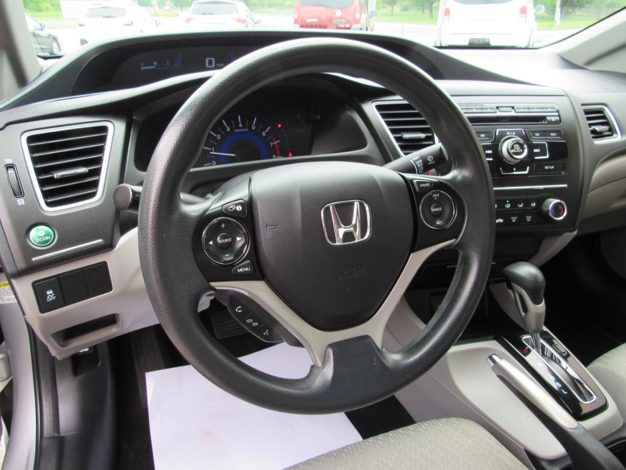 Honda Civic Sedan 4dr CVT LX 2015