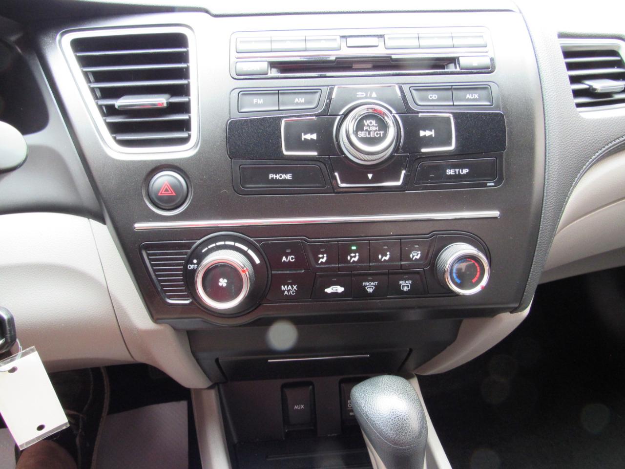 Honda Civic Sedan 4dr CVT LX 2015