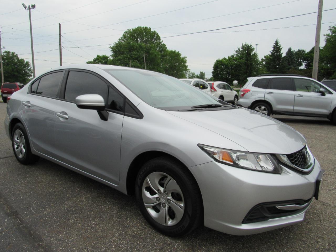 Honda Civic Sedan 4dr CVT LX 2015